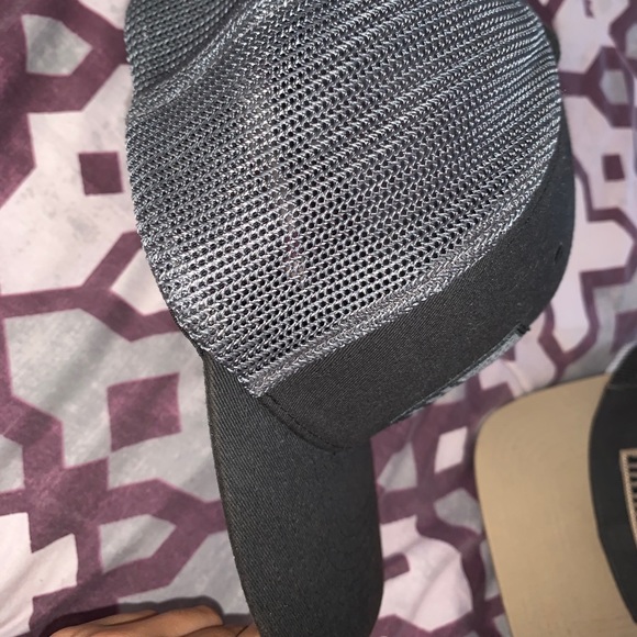 Columbia hat - Picture 3 of 4